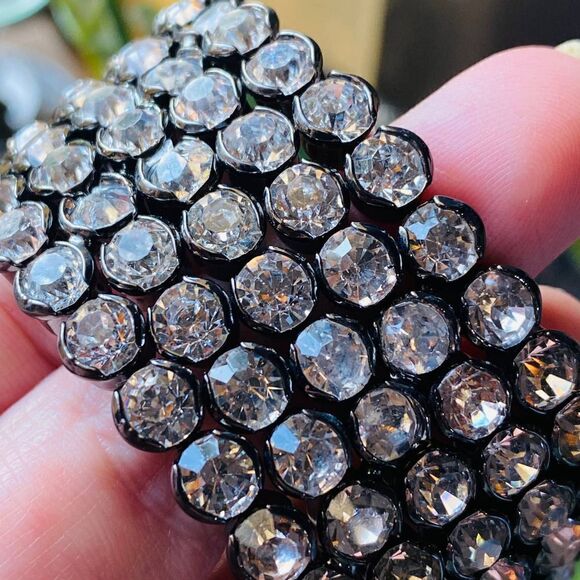 Amrita Singh Clear Austrian Crystal Gun Metal Cuff Gorgeous - Picture 4 of 7